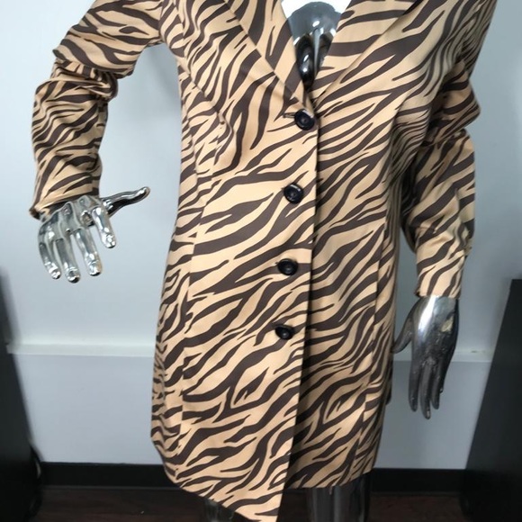 Jacket - Picture 4 of 5